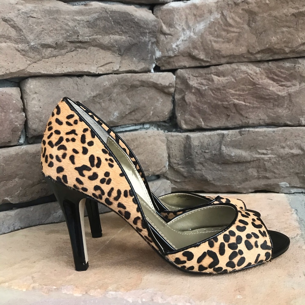 Adrienne Vittadini Leopard Print Calf Hair Pump
